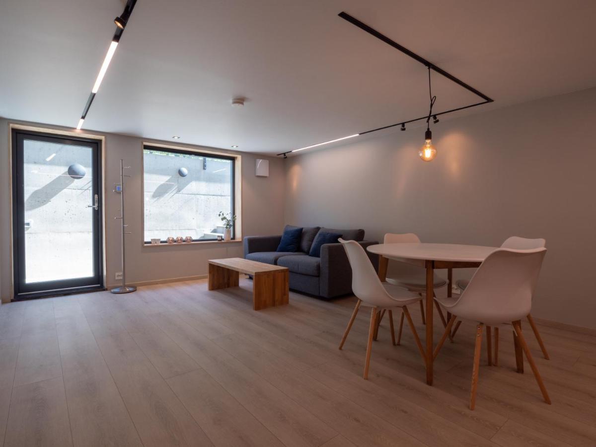 Tastefull And Modern Apartment With Parking Tromsø Zewnętrze zdjęcie